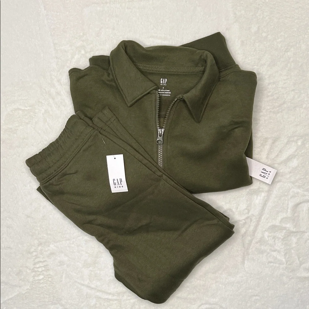 GAP Kids Soft Quarter Zip Pullover Sweatsuit NEW Size Small 6-7